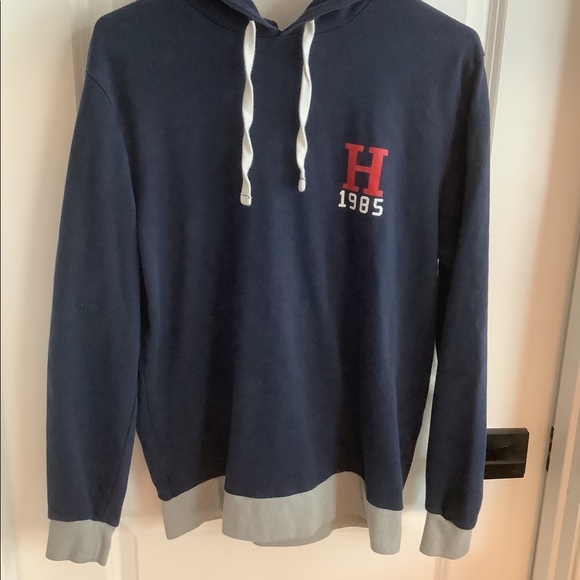 Tommy Hilfiger Sleepwear - Hooded Pullover Sweatshirt - Blue - Youth Size Medium - Picture 2 of 9